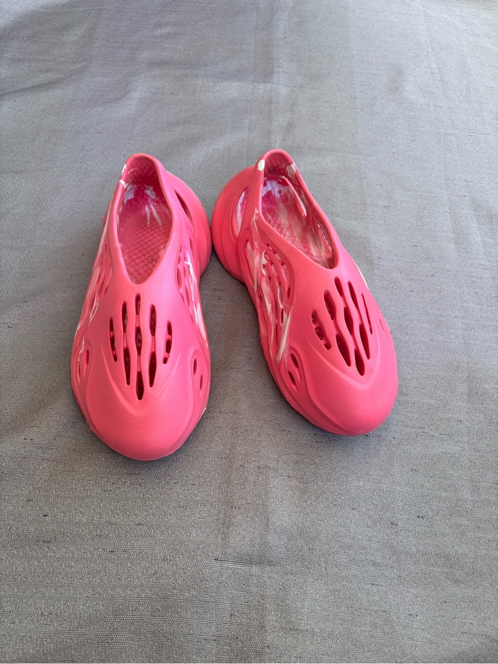Women’s Pink Slip-On Foam Slippers